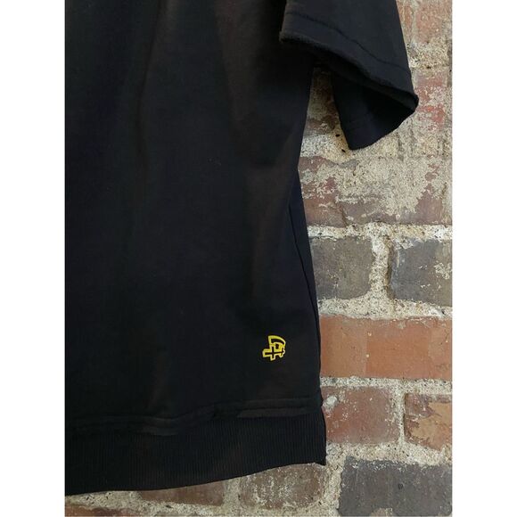 Authentic IOWA HAWKEYES Black Evelyn 3/4 Sleeve with Hawkeye Embroidered Emblem - Picture 2 of 13